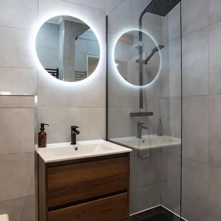 Mathilde Les Coches Saturday Changeover * La Plagne