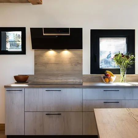 Mathilde Les Coches Saturday Changeover